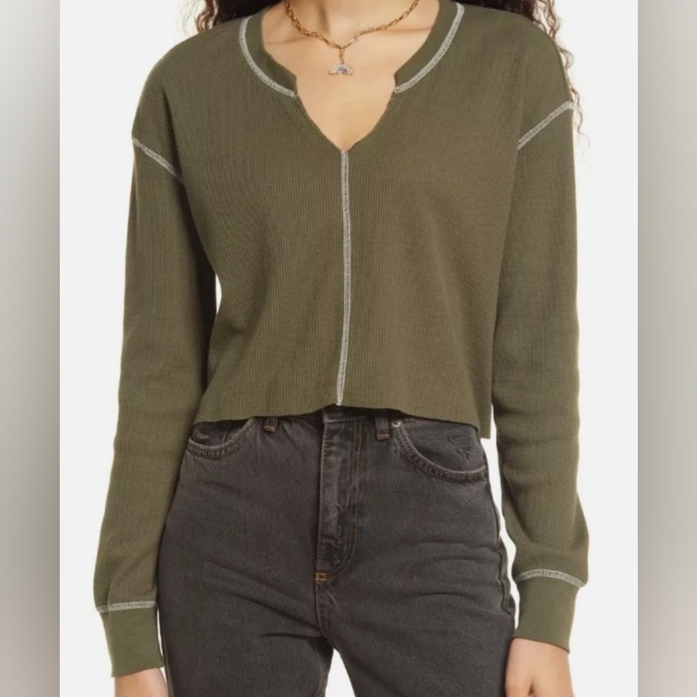 BP Size Large Olive Green Long-sleeved Thermal Crop Top